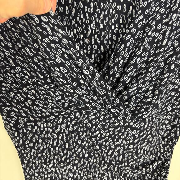 Lauren Ralph Lauren faux wrap dress v-neck flutter sleeve 10 navy blue print - Picture 5 of 10